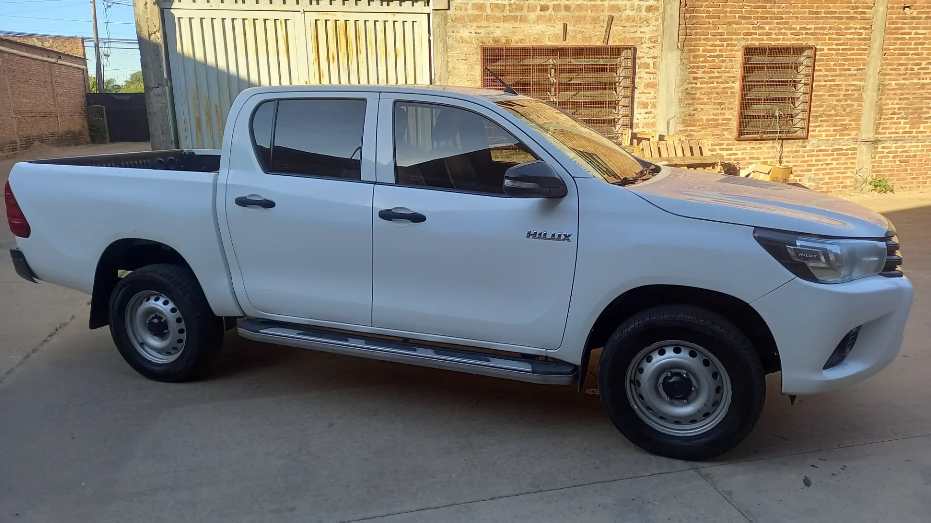 Toyota Hilux